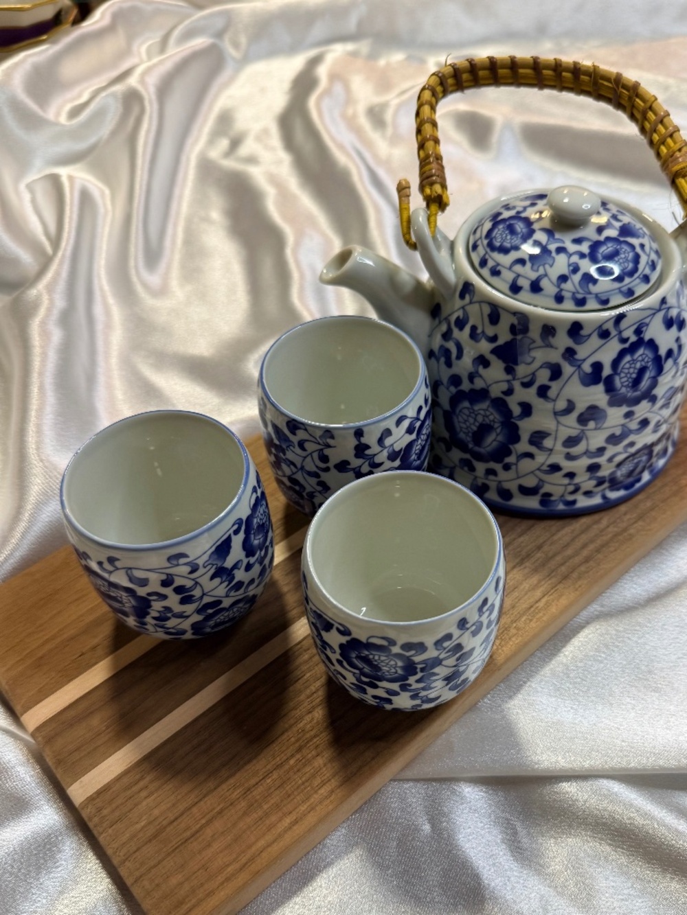 Blue White Jingdezhen Porcelain Tea Set with Teapot & 3 Cups